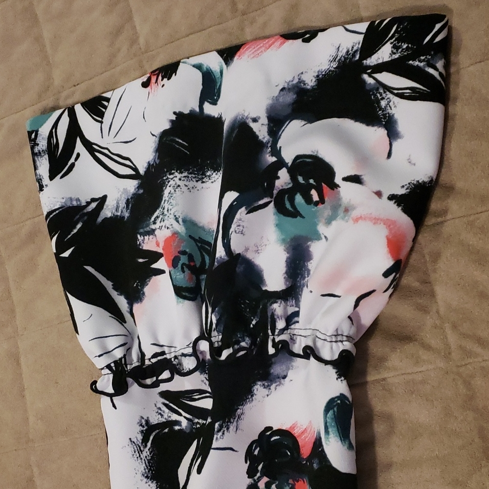 Lane Bryant floral print half sleeve blazer - Picture 11 of 11